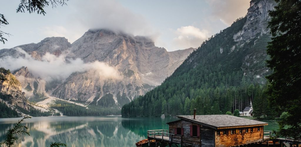 luca-bravo-zAjdgNXsMeg-unsplash